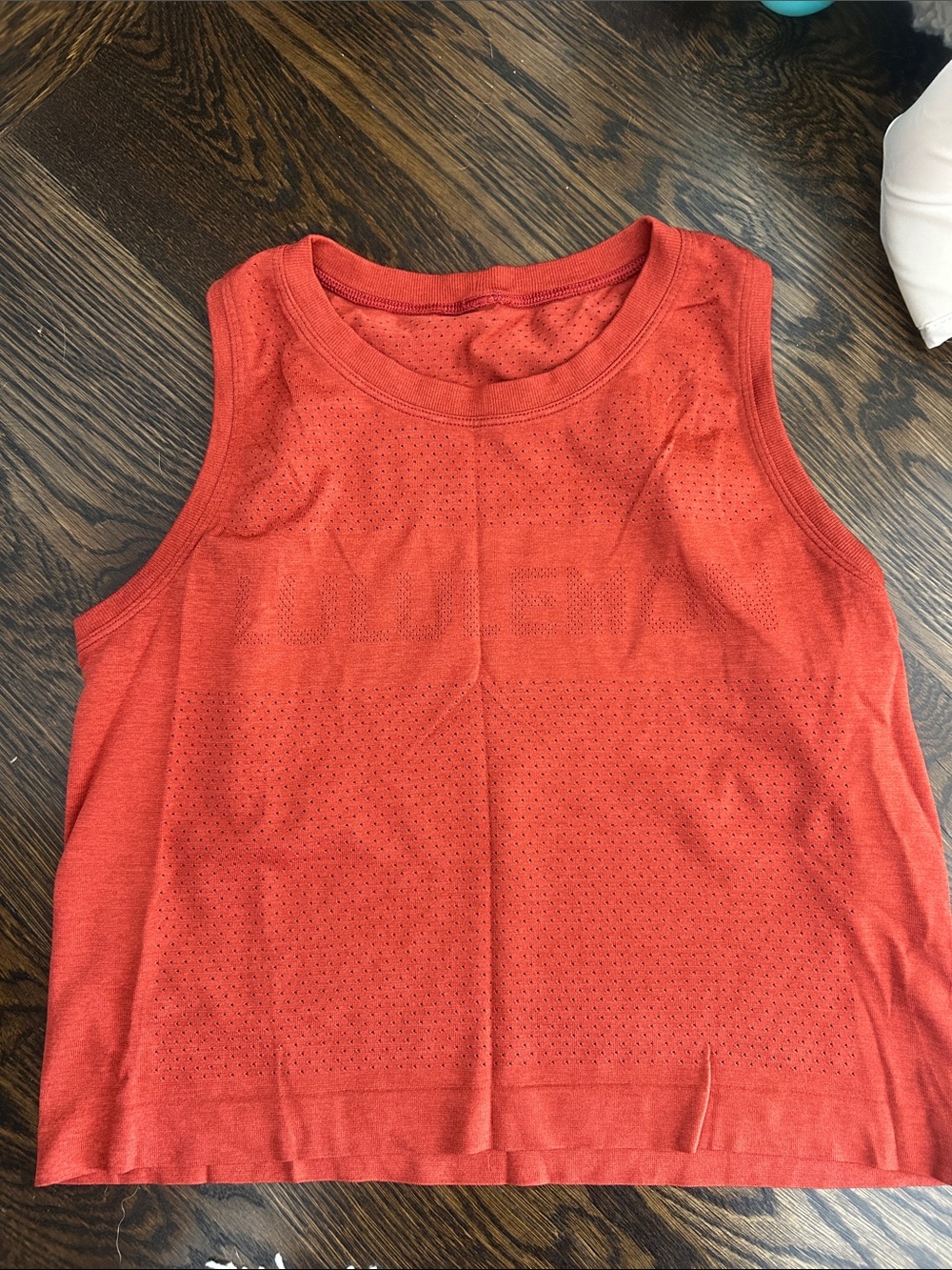Women’s Lululemon Red Sleeveless Perforated Tank Top